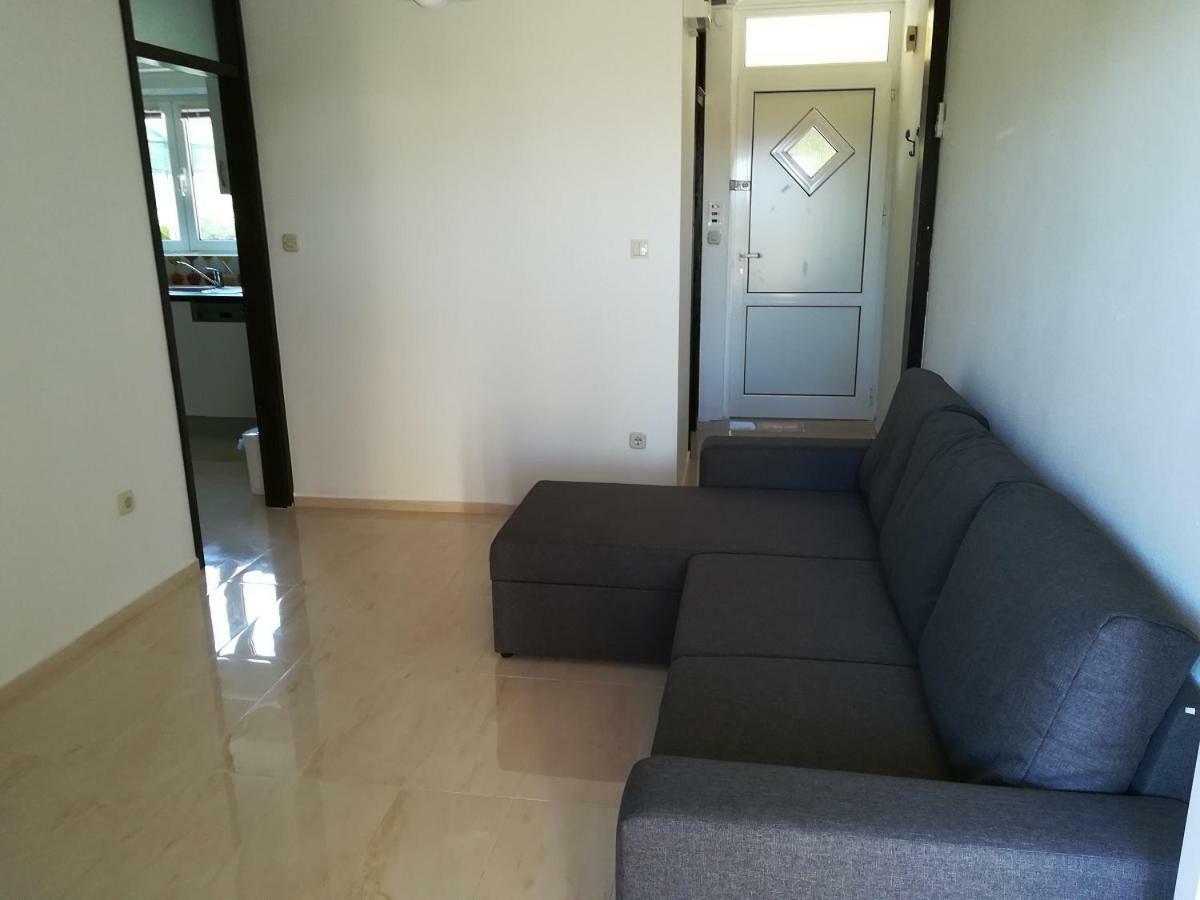 Apartmani Matela ペトルチャネ エクステリア 写真