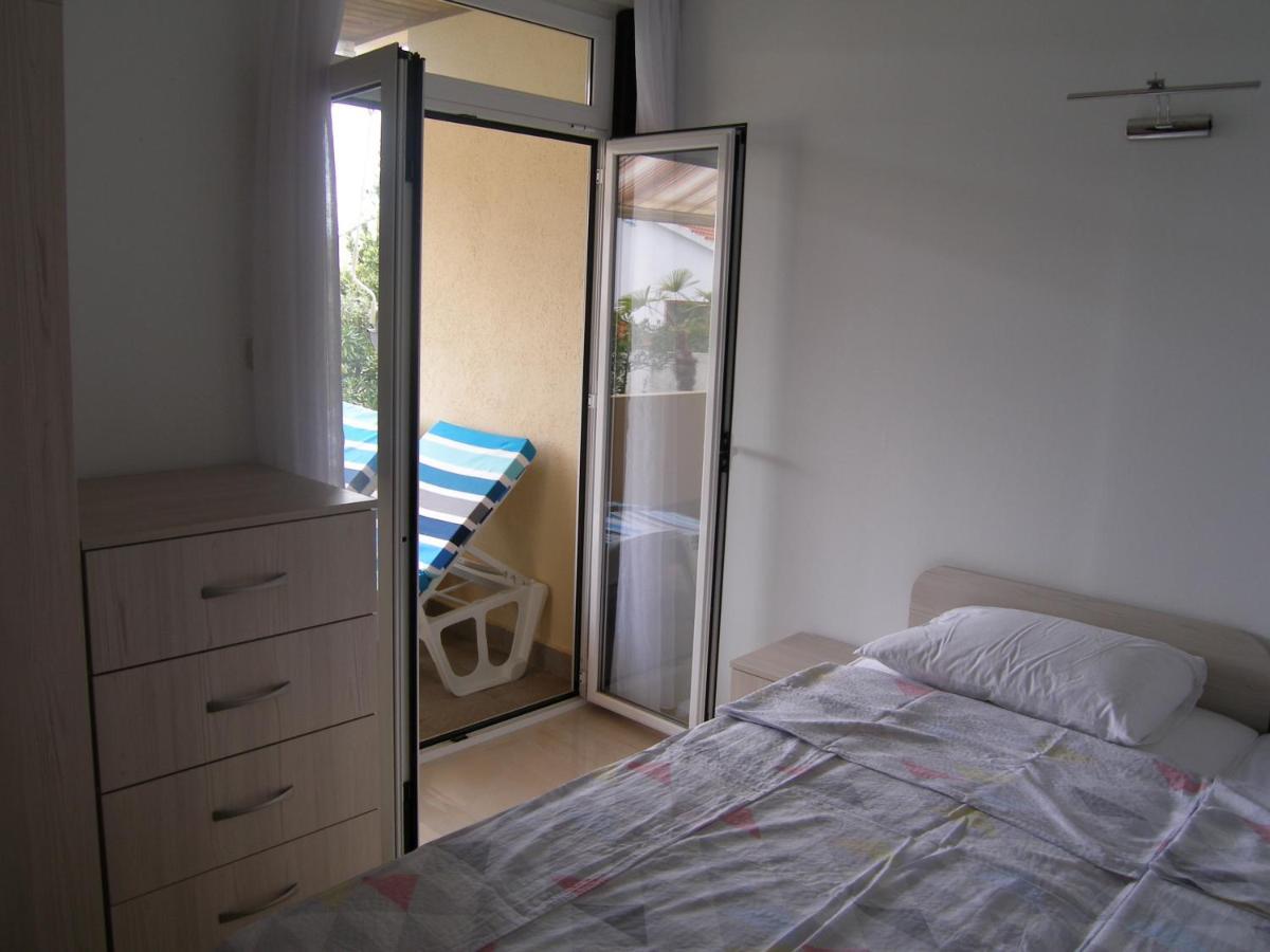 Apartmani Matela ペトルチャネ エクステリア 写真