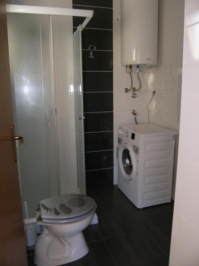 Apartmani Matela ペトルチャネ エクステリア 写真